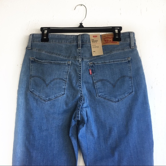 Levi’s 711 Blue Skinny Ankle Crop Mid Rise Jeans - Picture 7 of 8